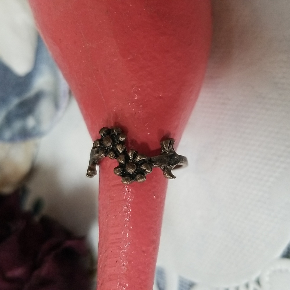🖤VINTAGE FLORAL RING